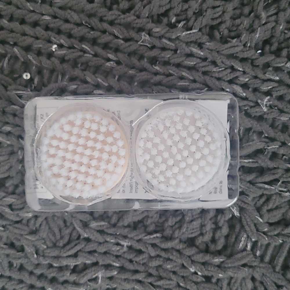 Mary Kay skinvigorate and 2 replacement brush heads - Picture 5 of 6